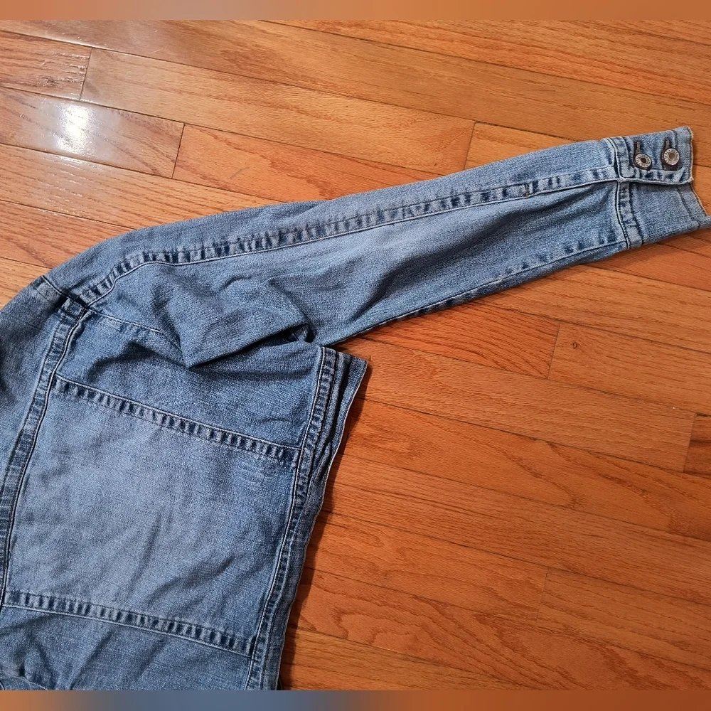 Wet Seal Cropped Denim Blue Jean Jacket, Women's Size Medium - Picture 16 of 16